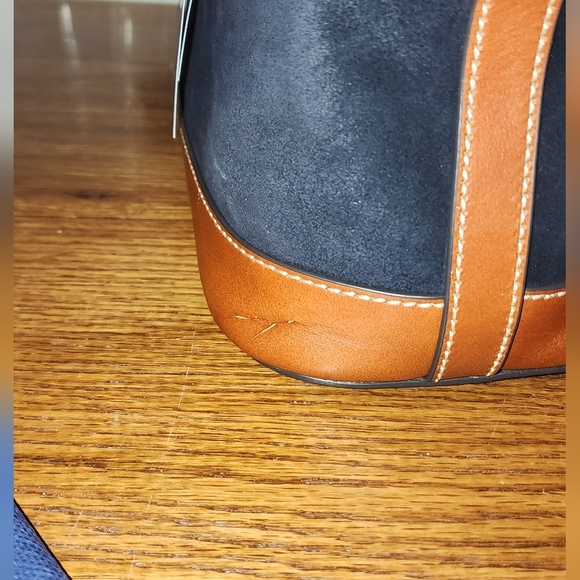 NWT** DOONEY & BOURKE - Dome Zip Satchel, Navy Suede and Tan Leather - Picture 5 of 10